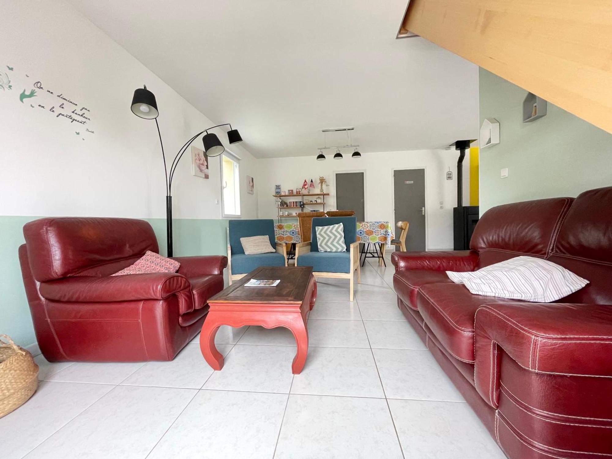 Sweet Omaha Belle Maison Recente Lumineuse Et Cosy Bien Equipee Jardin Clos 15 Mn A Pied Plage Omaha Beach Et Proche De Bayeux & Port En Bessin แซ็งต์-โลร็อง-ซูร์-แมร์ ภายนอก รูปภาพ